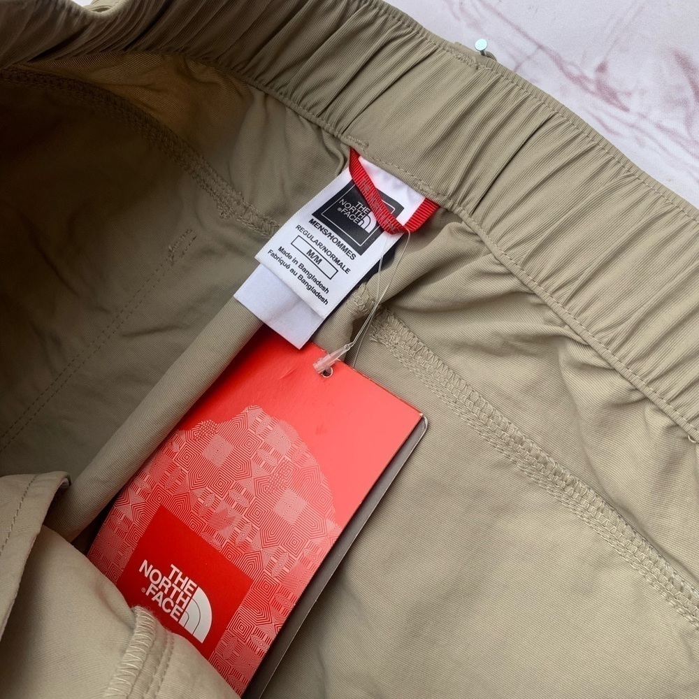 The North Face Paramount Peak Convertible Pants Cargo Khaki size Medium NWT - Picture 14 of 14